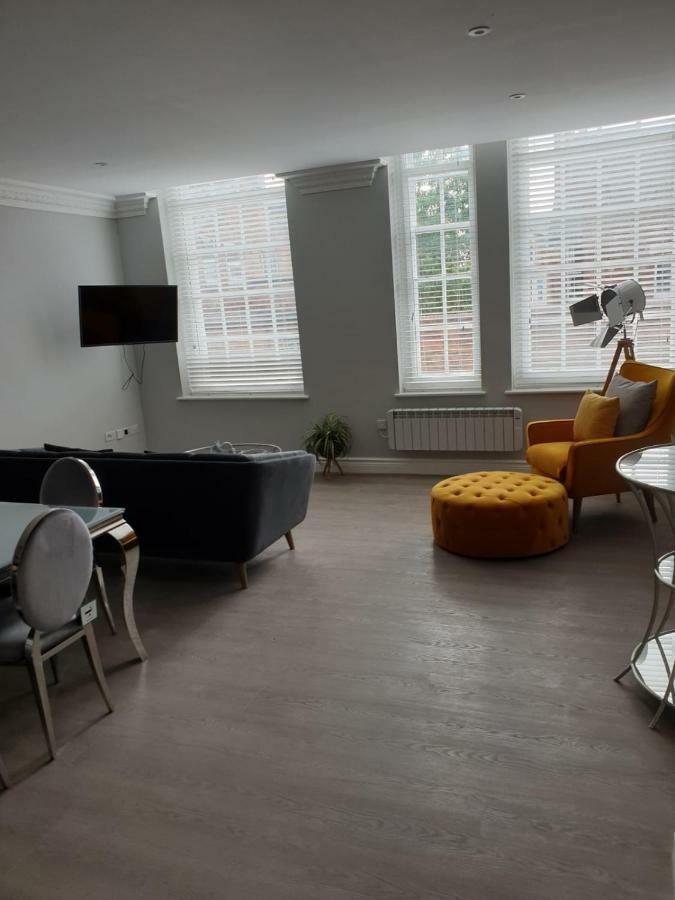Birchover Juniper Court Aparthotel นอตติงแฮม ภายนอก รูปภาพ