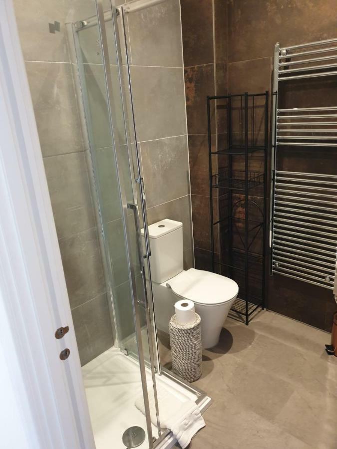Birchover Juniper Court Aparthotel นอตติงแฮม ภายนอก รูปภาพ
