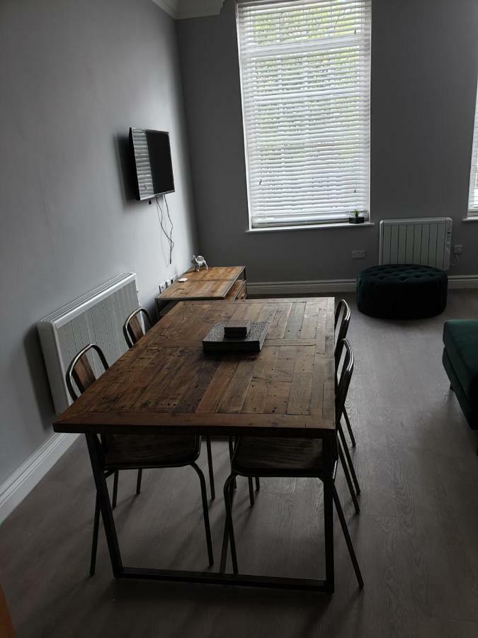 Birchover Juniper Court Aparthotel นอตติงแฮม ภายนอก รูปภาพ